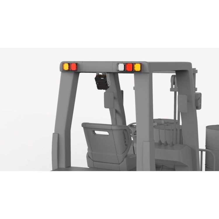 Advanced AI-driven pedestrian detection system (sensor & camera)